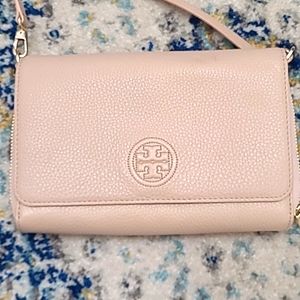 Light pink Tory Burch crossbody